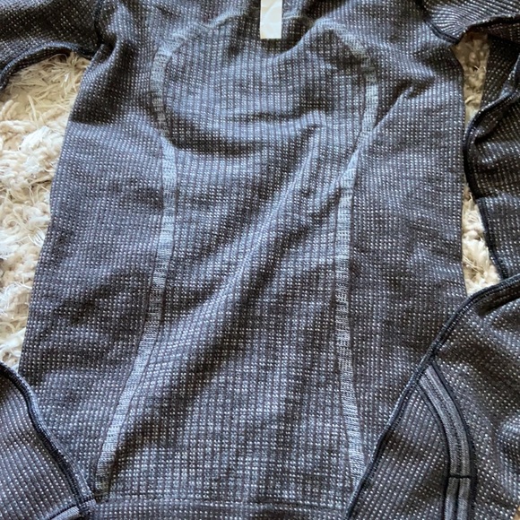 Lululemon Swiftly Tech Long Sleeve 2.0 - Picture 4 of 6